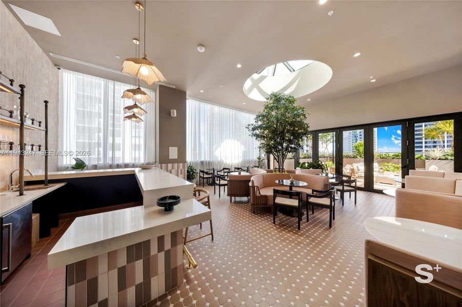 Community amenities in , Miami (Image 30).