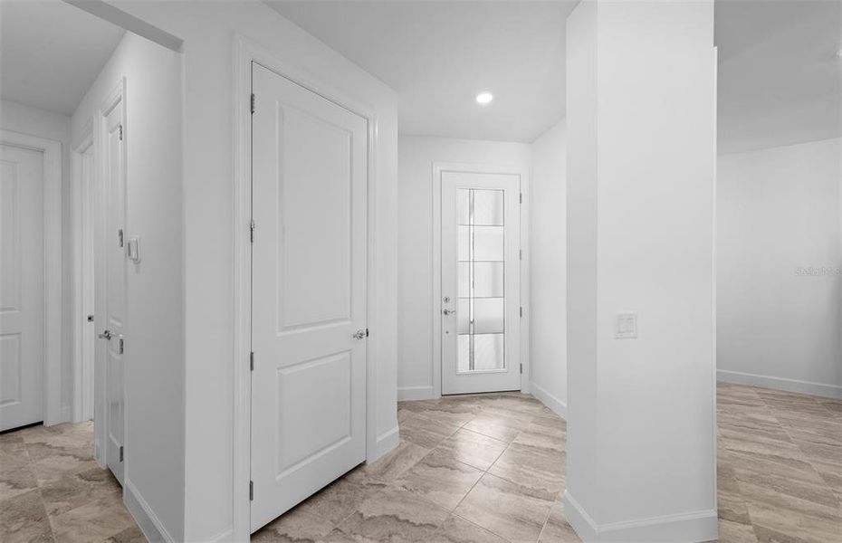 Spacious, unfurnished interior of a new home in Del Webb Catalina, Lakewood Ranch (Image 27).