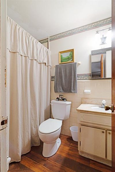 Furnished interior view inside a new home in , Blossom (Image 8).