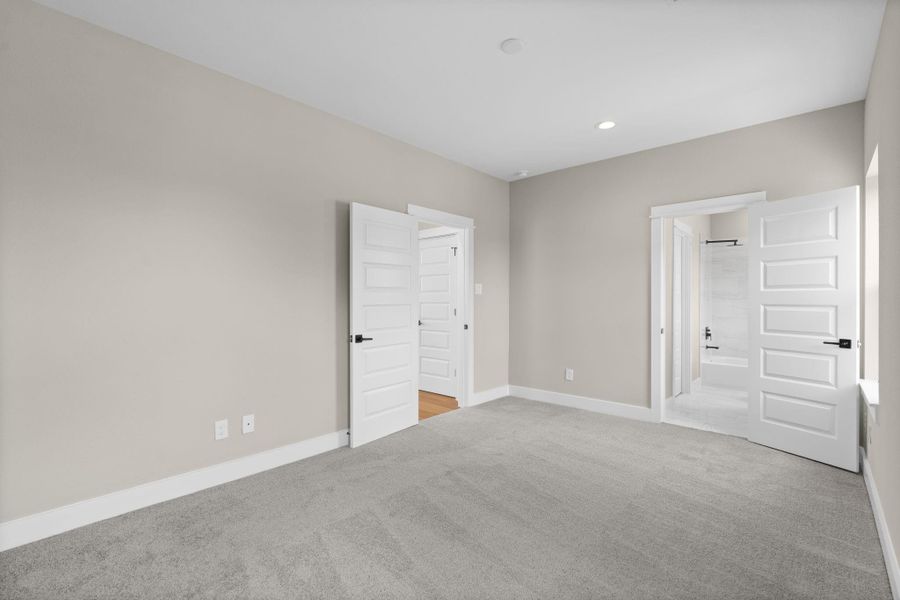 Spacious, unfurnished interior of a new home in , Houston (Image 30). Spacious, unfurnished interior of a new home in , Houston (Image 30).
