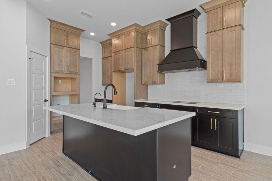Furnished interior view inside a new home in Cross Creek West 50', Fulshear (Image 8).