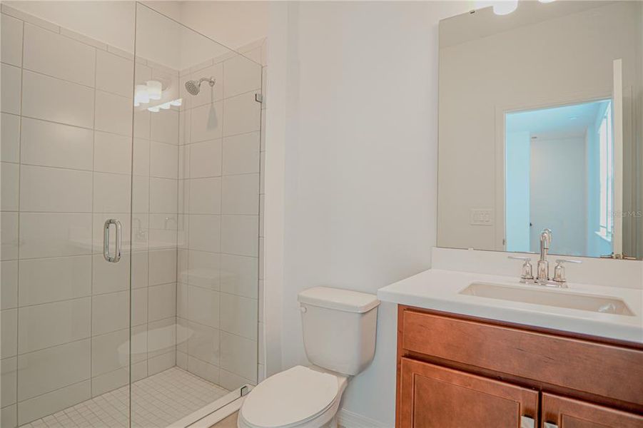 Furnished interior view inside a new home in , Winter Garden (Image 11).