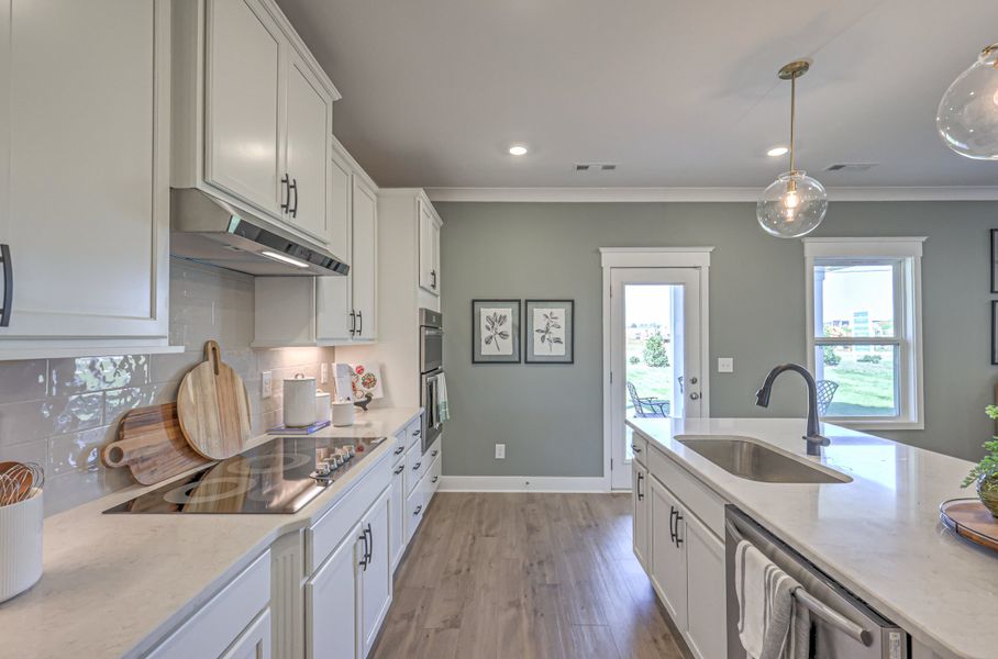 *Photo of model home. Selections and finishes may vary. *Photo of model home. Selections and finishes may vary.