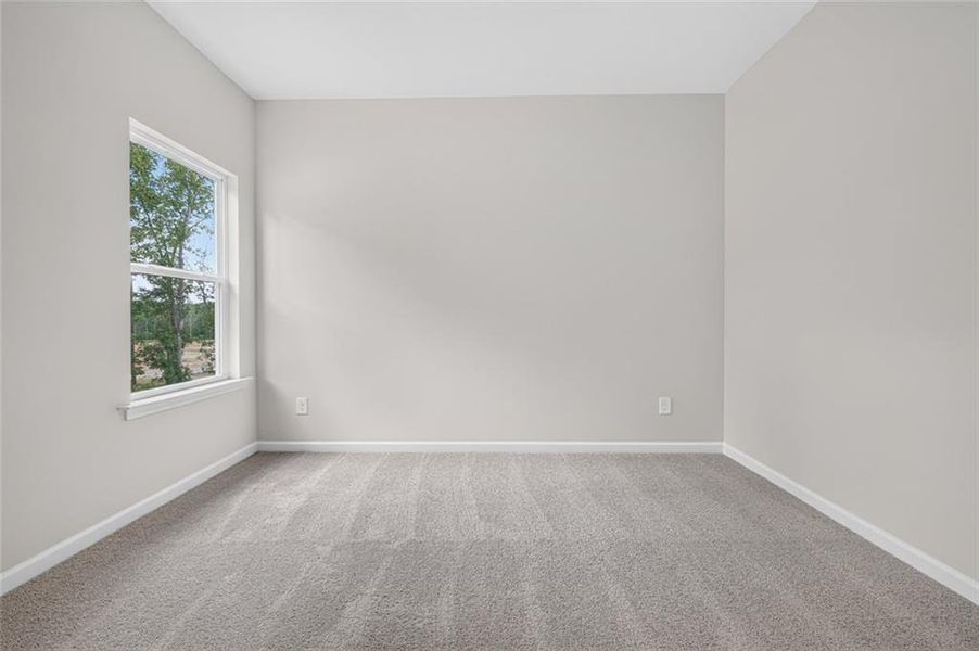 Spacious, unfurnished interior of a new home in Glen at Cave Springs, Douglasville (Image 27).