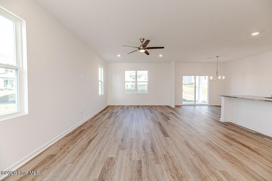 Spacious, unfurnished interior of a new home in Fords Reach, Bolivia (Image 27).