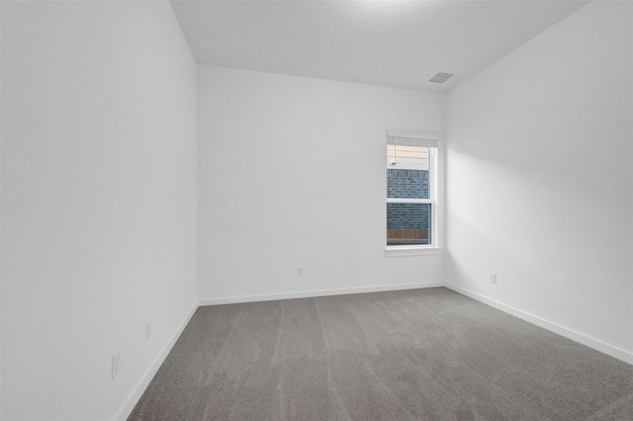 Spacious, unfurnished interior of a new home in Heritage, Dripping Springs (Image 18).