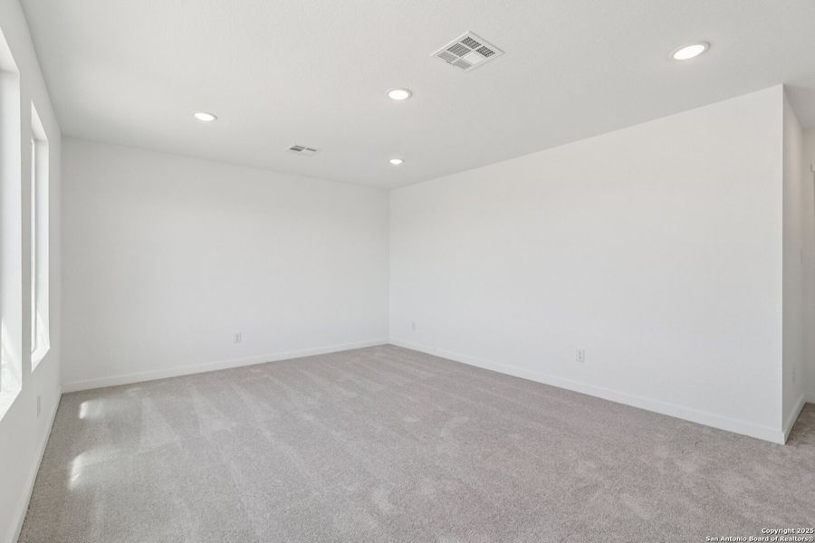 Spacious, unfurnished interior of a new home in Summerlin: Eventide Collection, San Antonio (Image 46).