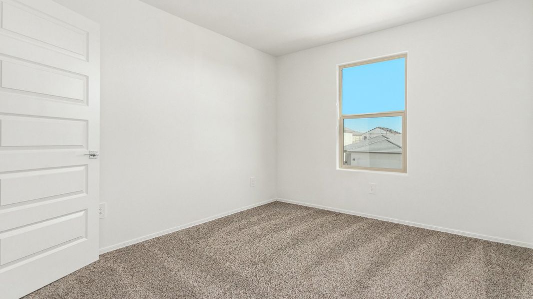 Spacious, unfurnished interior of a new home in Blackhawk, Tucson (Image 29).