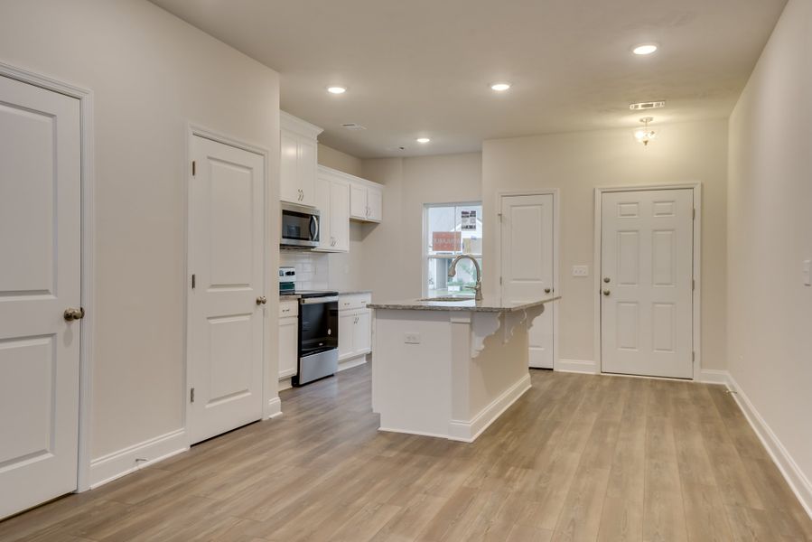 Kitchen | 627 Hampton Drive, Windsor Townhome by Ivey Homes Kitchen | 627 Hampton Drive, Windsor Townhome by Ivey Homes