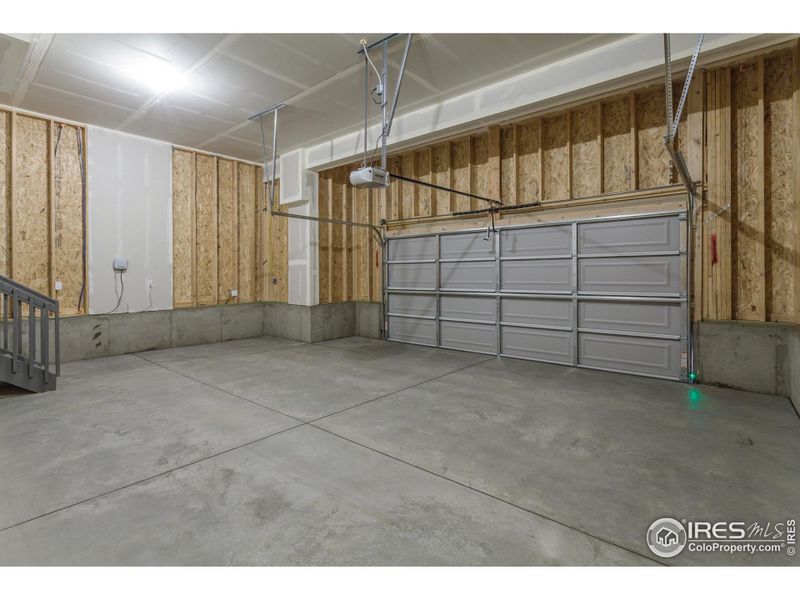 EXAMPLE PHOTOS: GARAGE