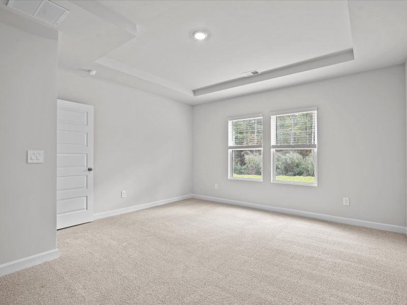 Spacious, unfurnished interior of a new home in Shiloh Valley, Piedmont (Image 15).