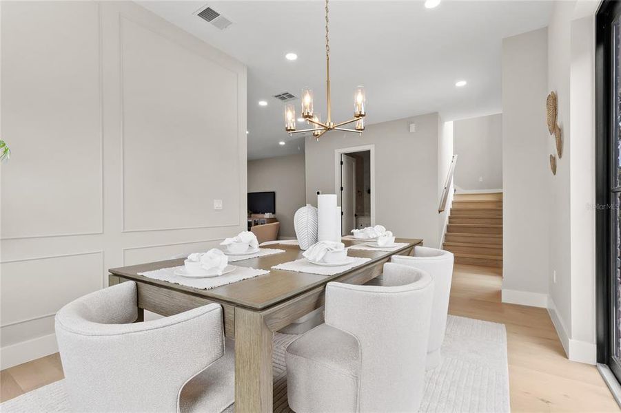 Furnished interior view inside a new home in , Orlando (Image 9).