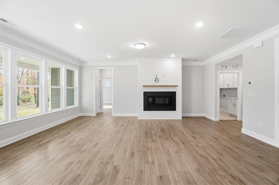Spacious, unfurnished interior of a new home in Rone Creek, Waxhaw (Image 45).