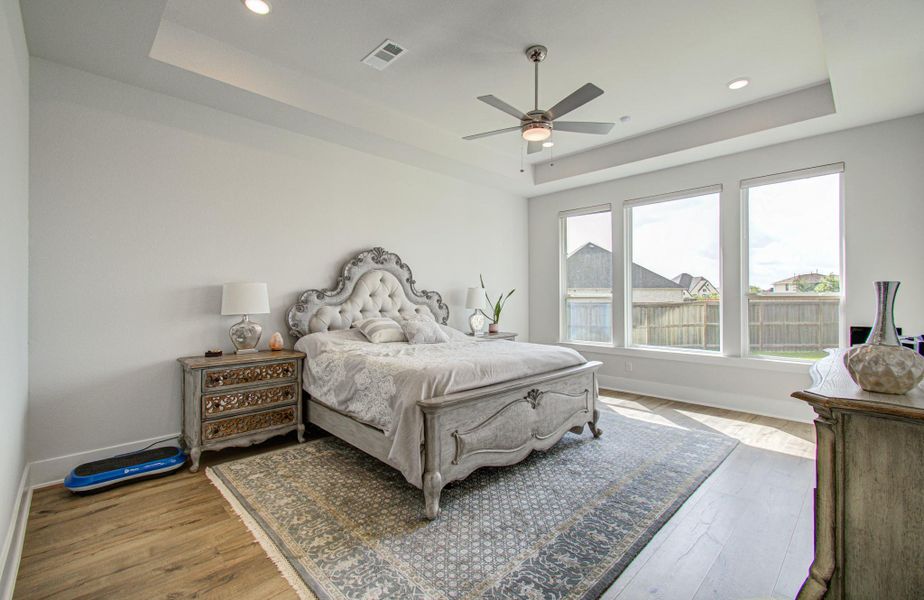 Furnished interior view inside a new home in , Manvel (Image 19).