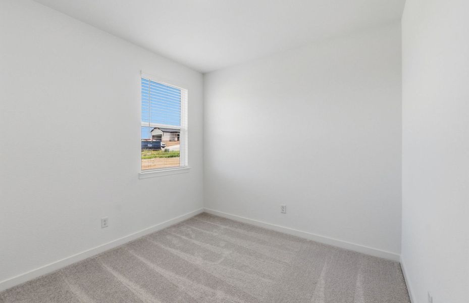 Spacious, unfurnished interior of a new home in Crosswinds, Kyle (Image 26).