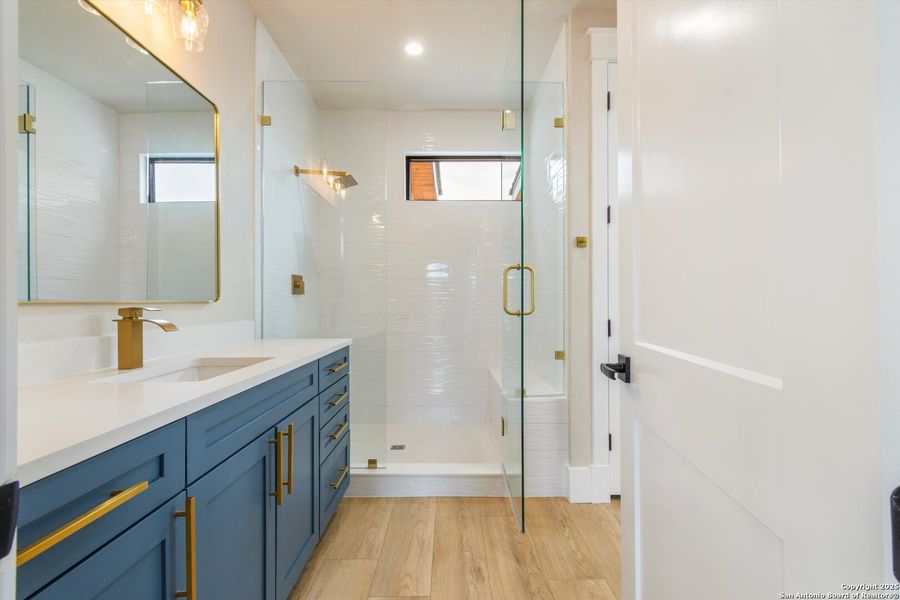 Furnished interior view inside a new home in , New Braunfels (Image 17). Furnished interior view inside a new home in , New Braunfels (Image 17).