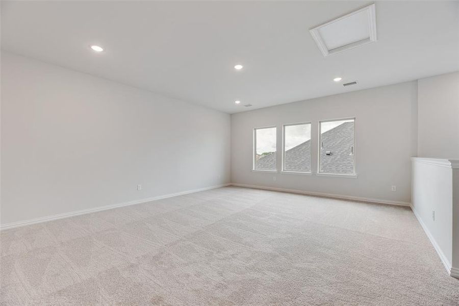 Spacious, unfurnished interior of a new home in Spiritas Ranch, Little Elm (Image 22). Spacious, unfurnished interior of a new home in Spiritas Ranch, Little Elm (Image 22).