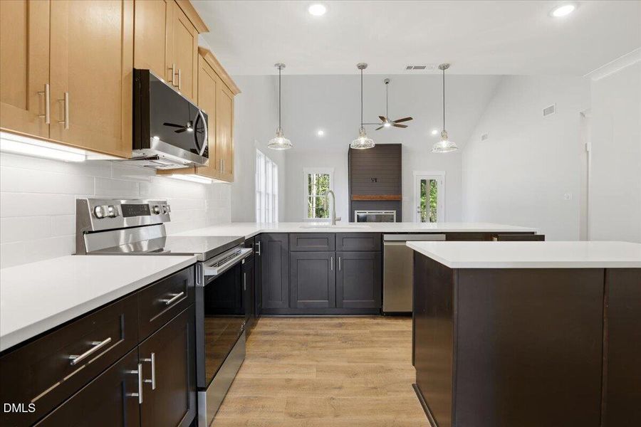 12-261 Cherry Birch Ln-12