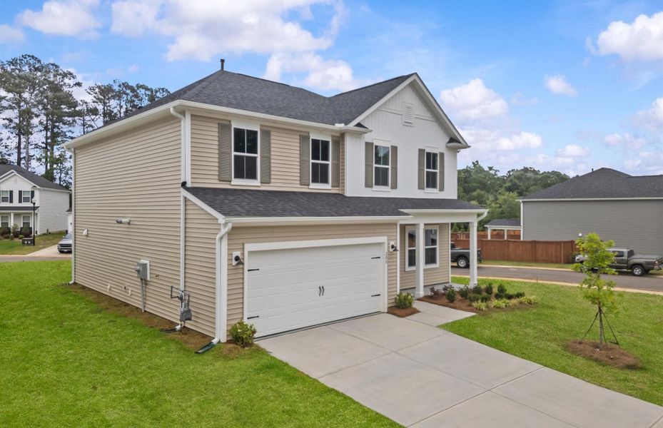 Image 28 of a home in Indigo Park.