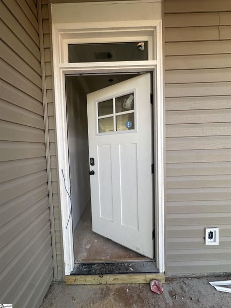 Exterior details and patio area of a home in Shiloh Trail, Wellford (Image 1).