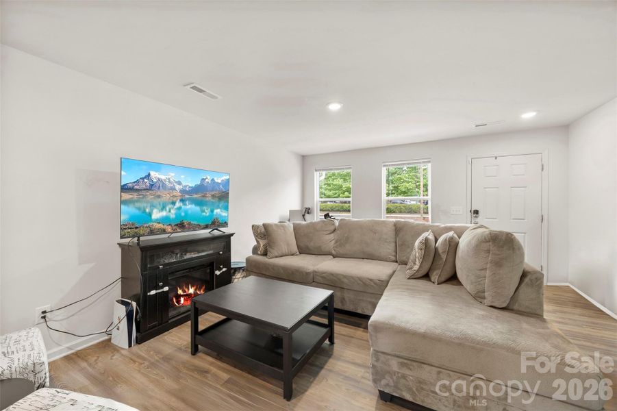 Furnished interior view inside a new home in , Lincolnton (Image 11).