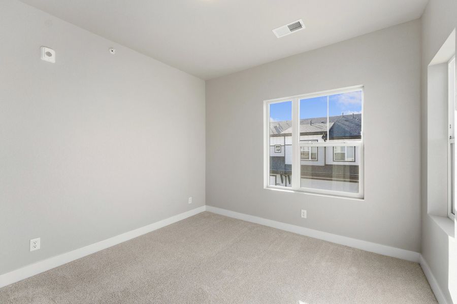 Spacious, unfurnished interior of a new home in Wilder at Timnath Ranch, Timnath (Image 19). Spacious, unfurnished interior of a new home in Wilder at Timnath Ranch, Timnath (Image 19).