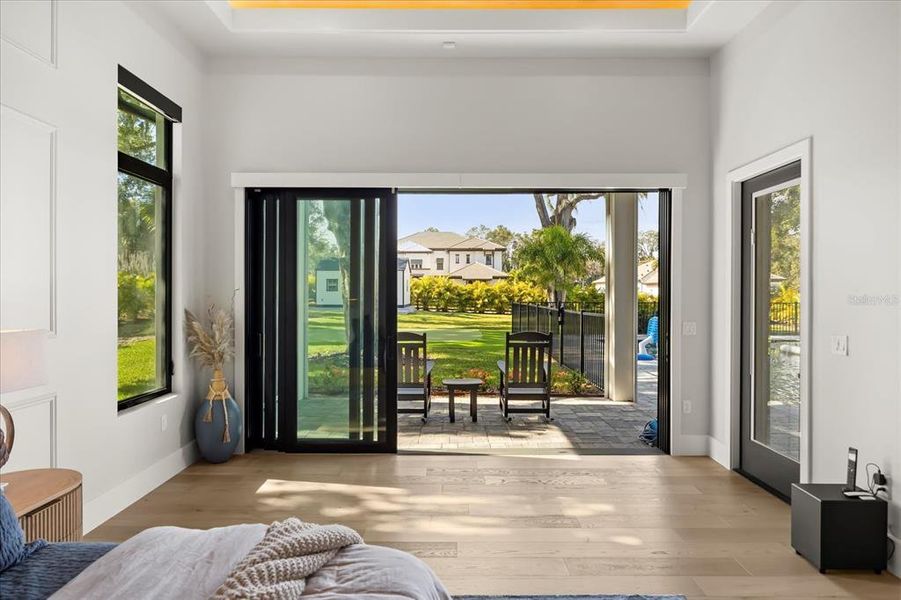 Exterior details and patio area of a home in , Gotha (Image 3).