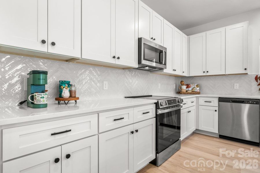 Furnished interior view inside a new home in , Hickory (Image 13).