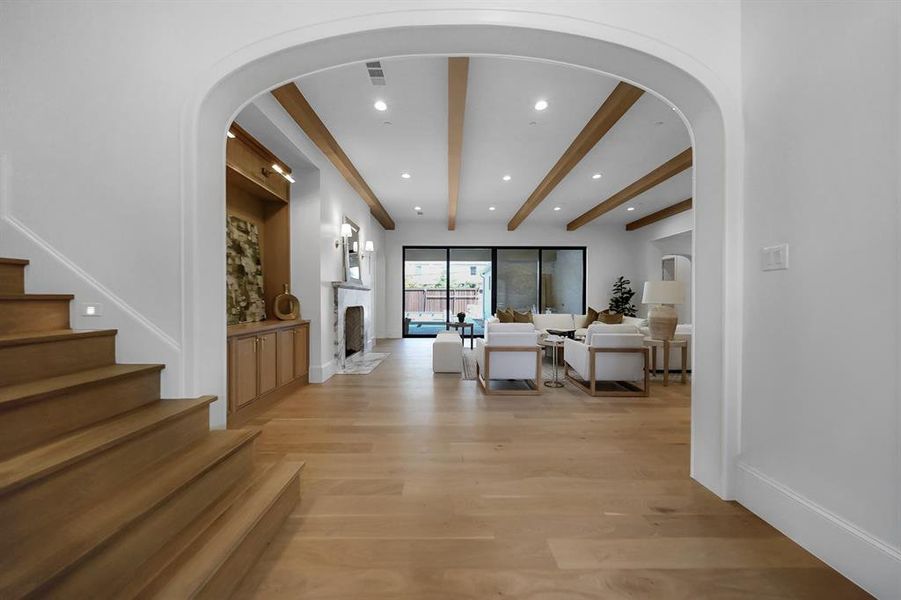 Furnished interior view inside a new home in , Dallas (Image 31). Furnished interior view inside a new home in , Dallas (Image 31).