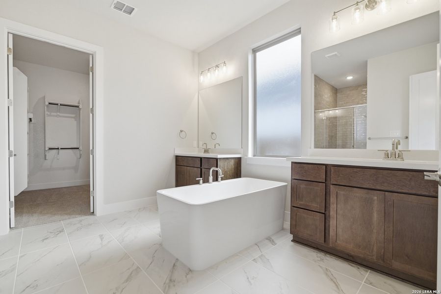 Furnished interior view inside a new home in Legacy at Lake Dunlap, New Braunfels (Image 9).