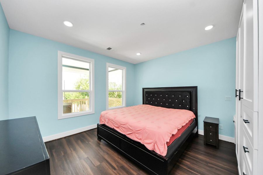 Furnished interior view inside a new home in , Dickinson (Image 5).