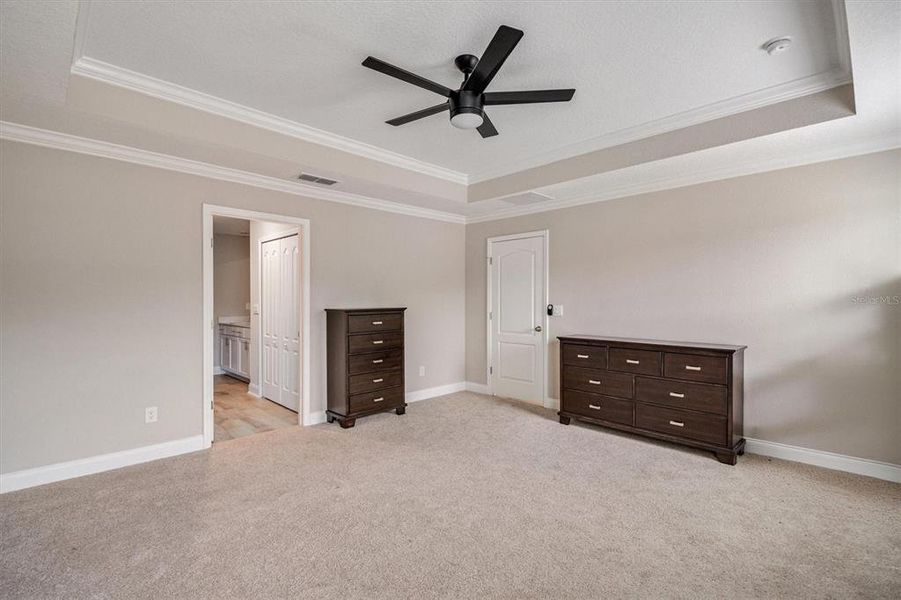 Spacious, unfurnished interior of a new home in Sawmill Branch, Palm Coast (Image 16). Spacious, unfurnished interior of a new home in Sawmill Branch, Palm Coast (Image 16).