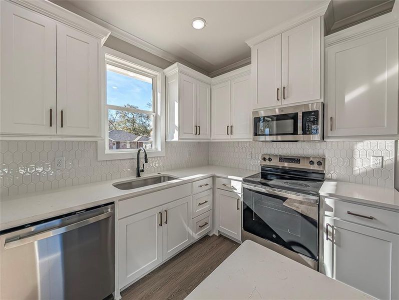 Furnished interior view inside a new home in , Troup (Image 4).