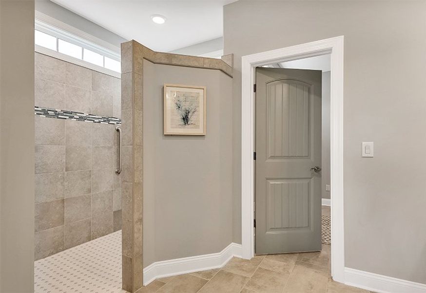 Shelter Bay, Master Bathroom