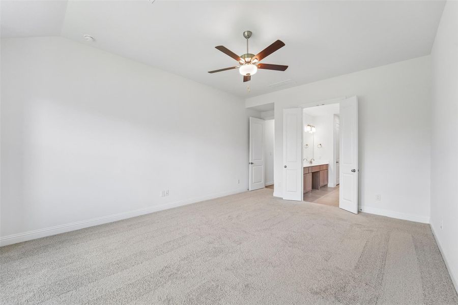 Spacious, unfurnished interior of a new home in Evergreen 55', Conroe (Image 29). Spacious, unfurnished interior of a new home in Evergreen 55', Conroe (Image 29).