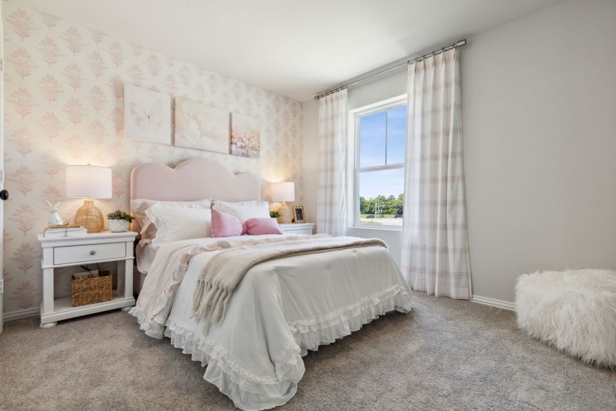 Representative furnished interior of a home built from the Hartford by Cambridge Homes in Ribbonwood, Aubrey (Image 15).