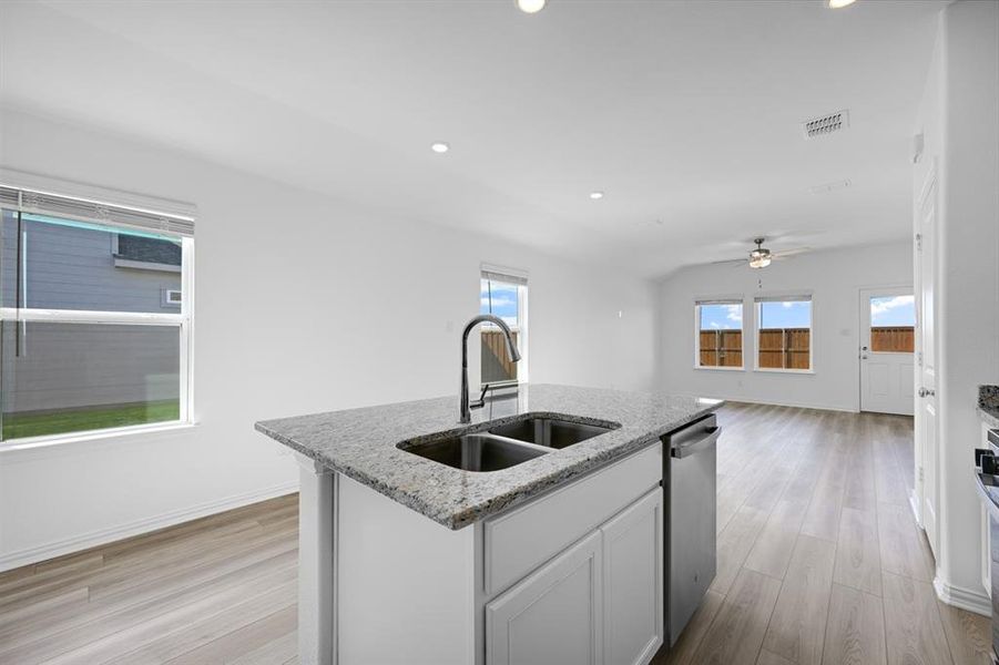 2779 Kyle Drive ~ Ready Now!