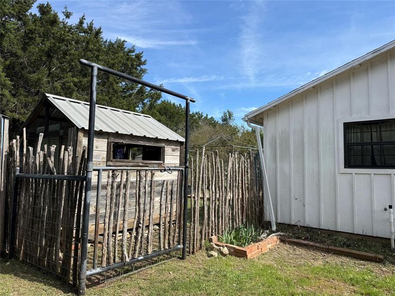 Exterior details and patio area of a home in , Whitney (Image 24).