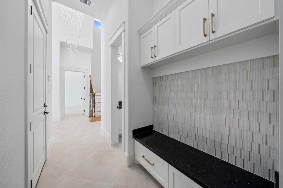 Spacious, unfurnished interior of a new home in , Spring (Image 23).