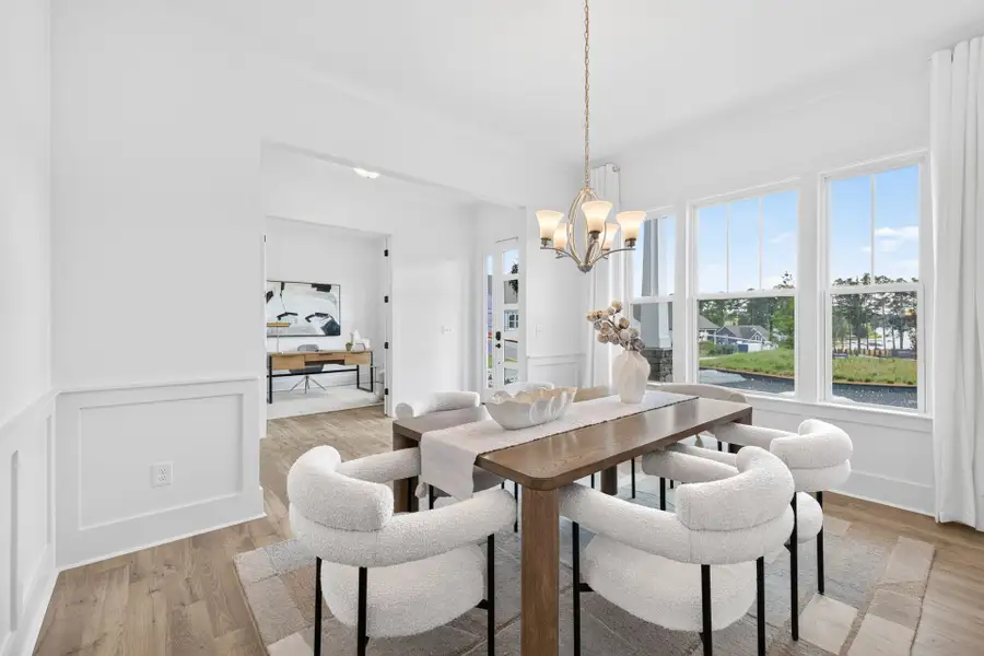 Furnished interior view inside a new home in Edgewater - Harbor Pointe, Lancaster (Image 8).