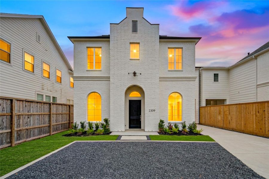 Front exterior of a new home in , Houston, TX, highlighting curb appeal (Image 1). Front exterior of a new home in , Houston, TX, highlighting curb appeal (Image 1).