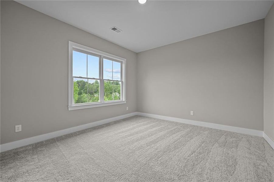 Spacious, unfurnished interior of a new home in Ellis, Marietta (Image 33).
