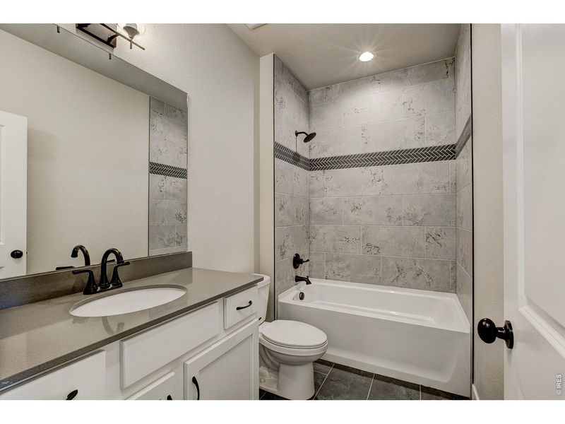 Furnished interior view inside a new home in , Longmont (Image 6).