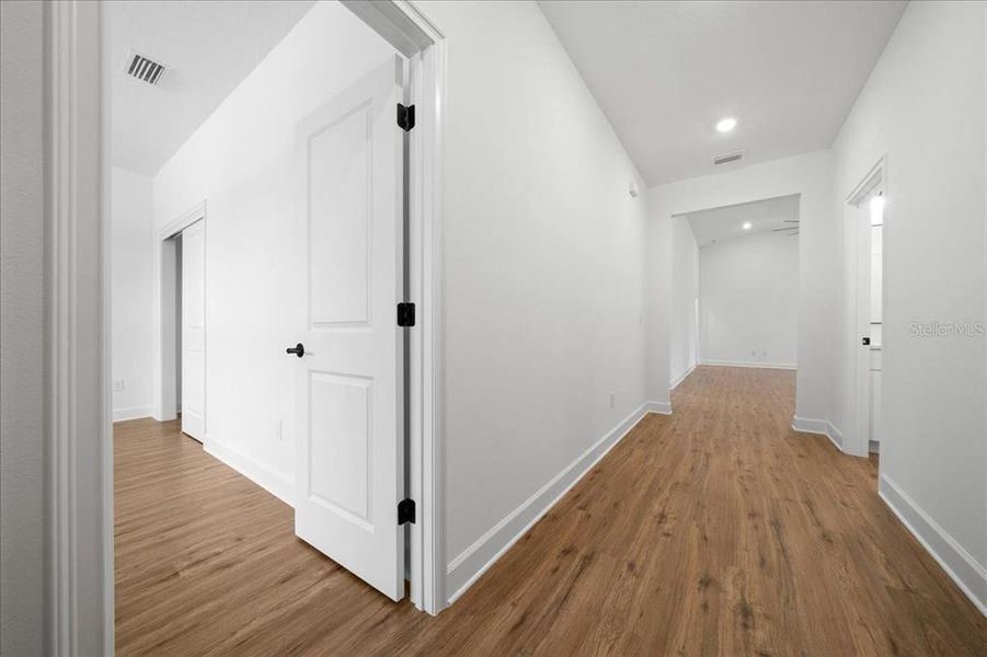 Spacious, unfurnished interior of a new home in , Weeki Wachee (Image 59).