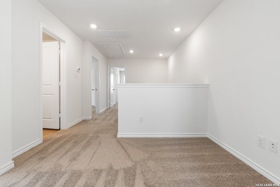 Spacious, unfurnished interior of a new home in Spanish Trails Villas, San Antonio (Image 14).