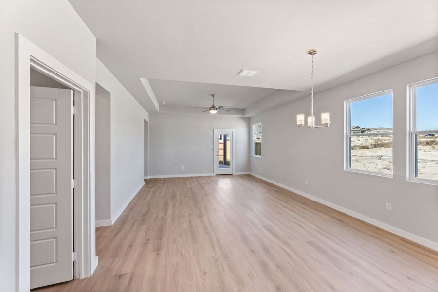Spacious, unfurnished interior of a new home in Hunters Ranch, San Antonio (Image 13).