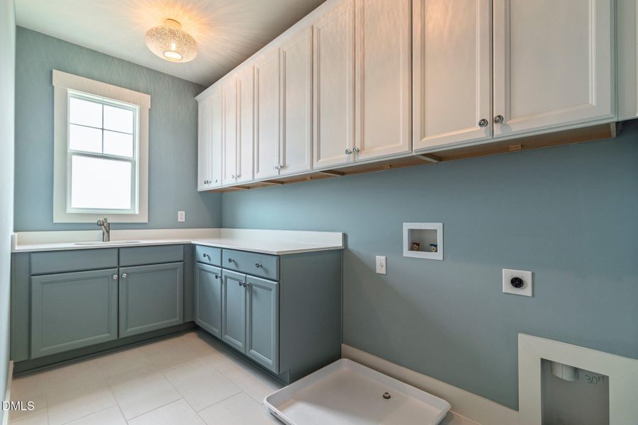 401_STABLE_VALLEY_INTERIOR_62