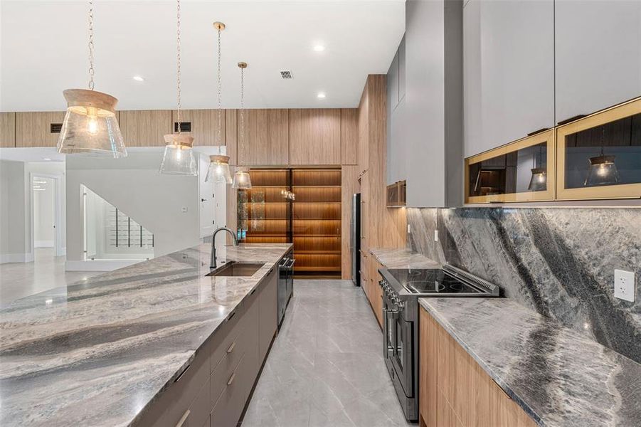 Furnished interior view inside a new home in , Winter Park (Image 16).