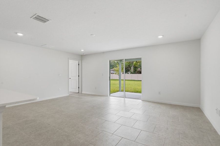 Spacious, unfurnished interior of a new home in Richmond Cove, Palm Bay (Image 47). Spacious, unfurnished interior of a new home in Richmond Cove, Palm Bay (Image 47).