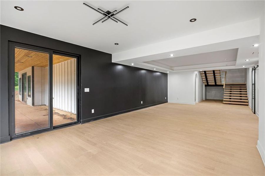 Spacious, unfurnished interior of a new home in , Alpharetta (Image 47).